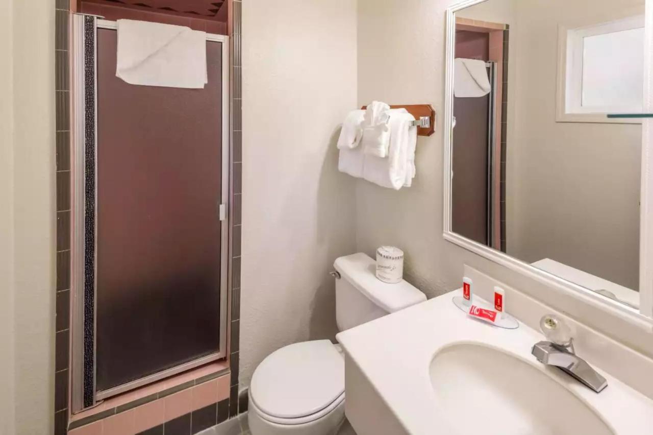 Econo Lodge Inn & Suites Heavenly Village Area Саут Лейк Тахо Екстериор снимка