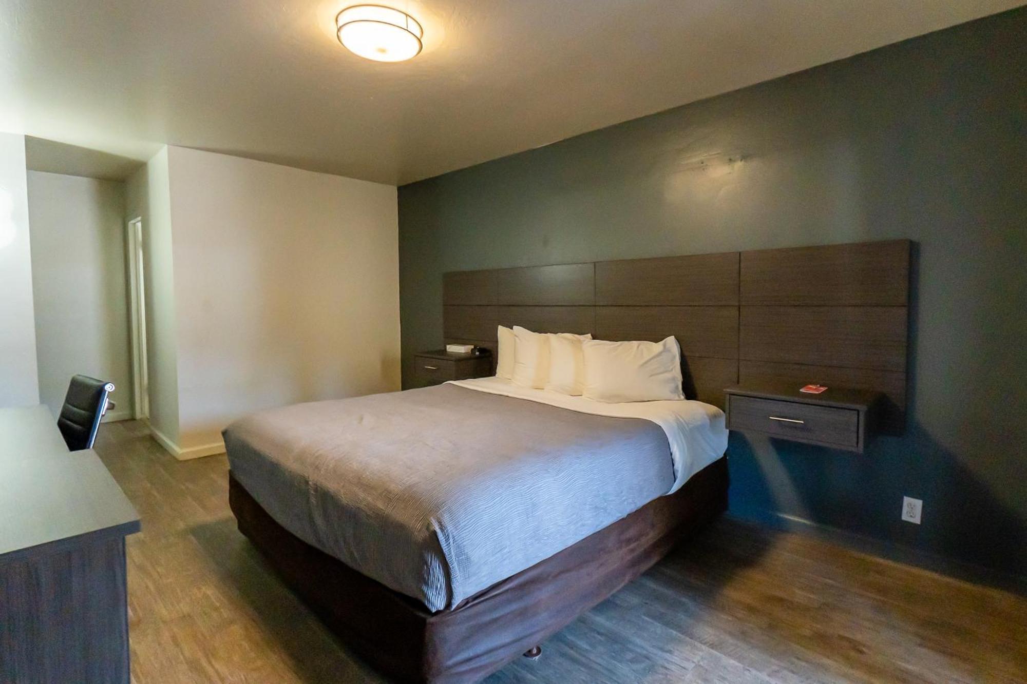 Econo Lodge Inn & Suites Heavenly Village Area Саут Лейк Тахо Екстериор снимка