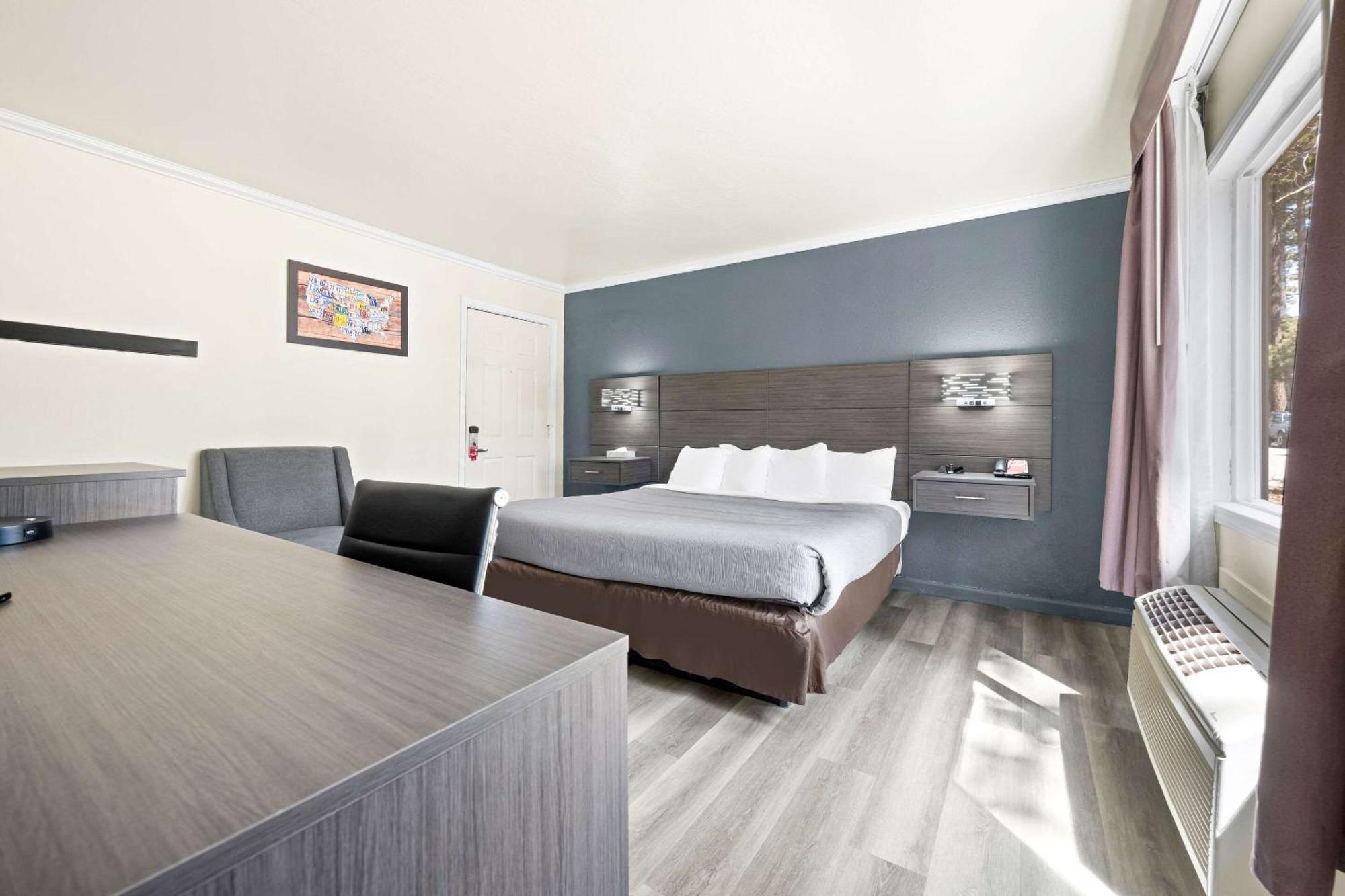 Econo Lodge Inn & Suites Heavenly Village Area Саут Лейк Тахо Екстериор снимка