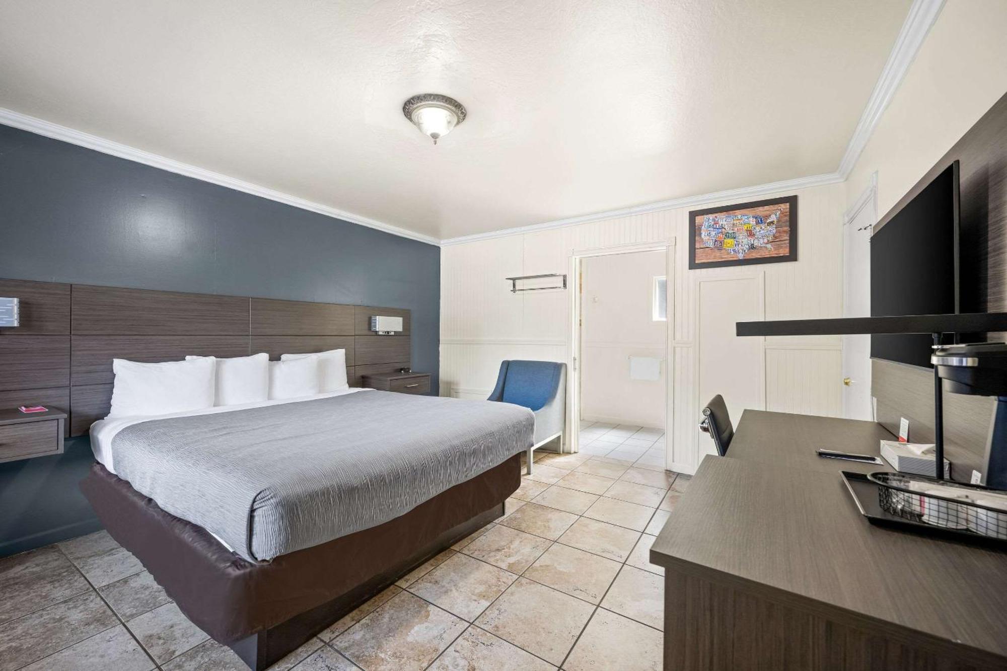 Econo Lodge Inn & Suites Heavenly Village Area Саут Лейк Тахо Екстериор снимка