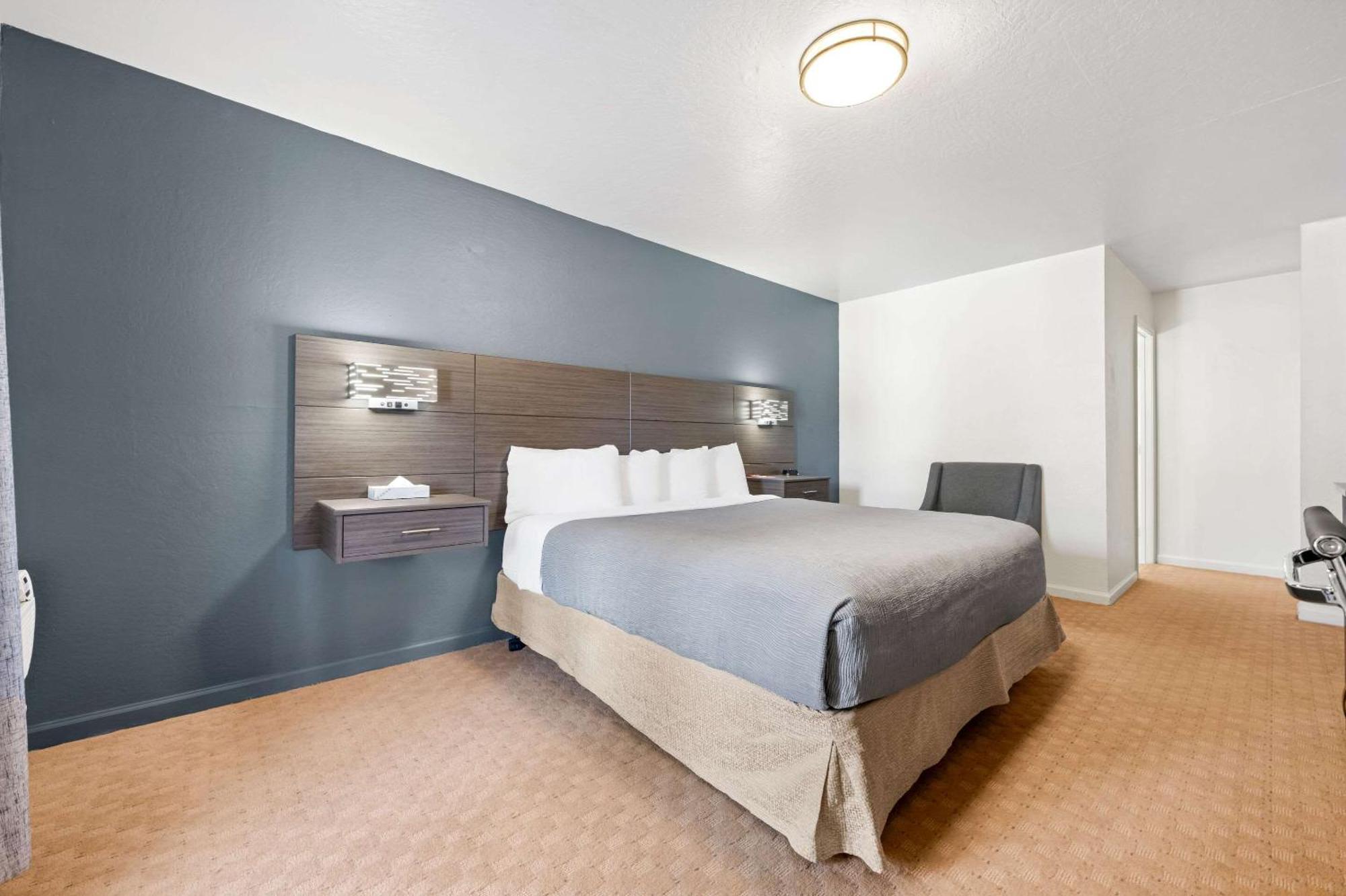 Econo Lodge Inn & Suites Heavenly Village Area Саут Лейк Тахо Екстериор снимка