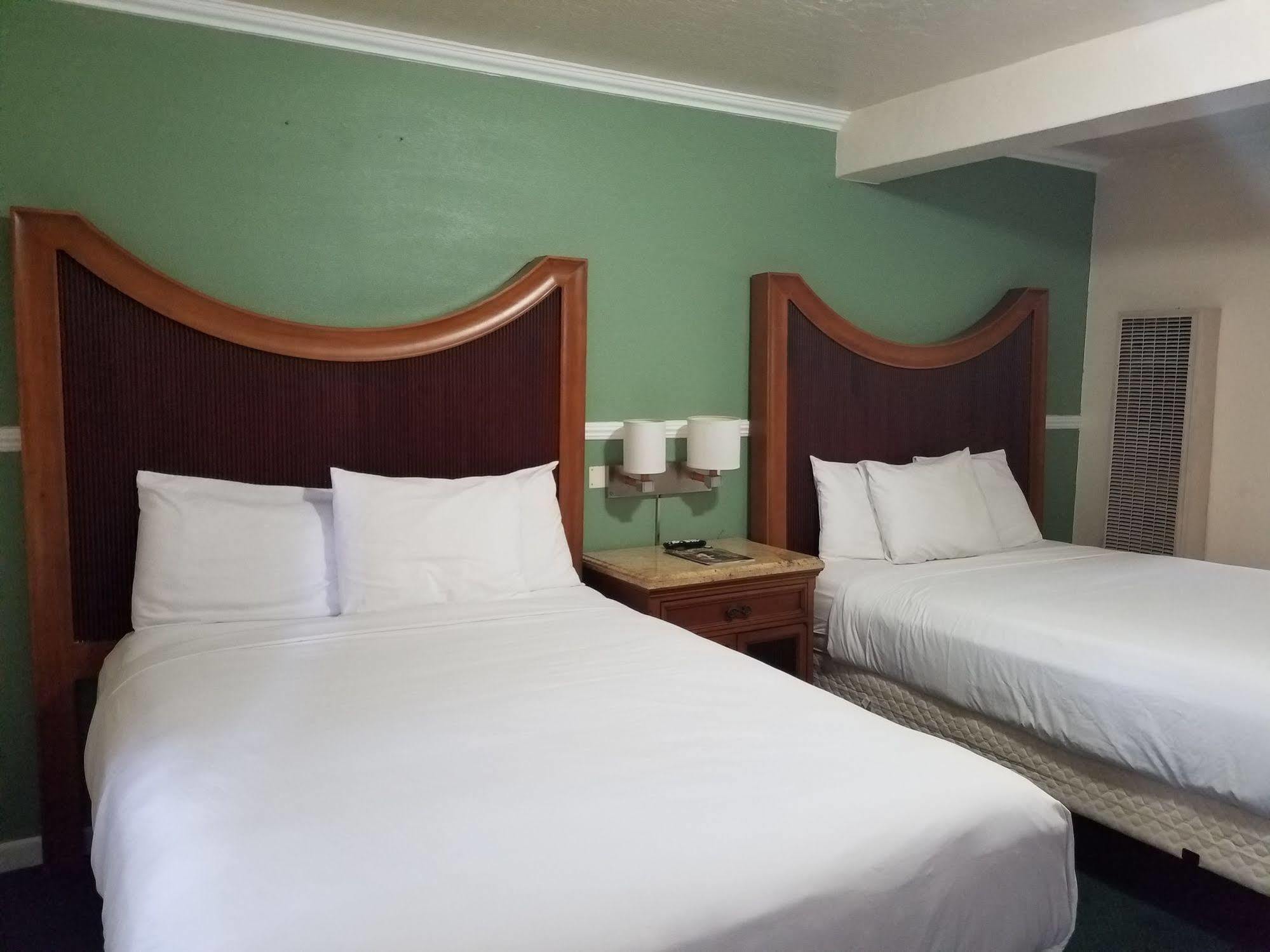 Econo Lodge Inn & Suites Heavenly Village Area Саут Лейк Тахо Екстериор снимка
