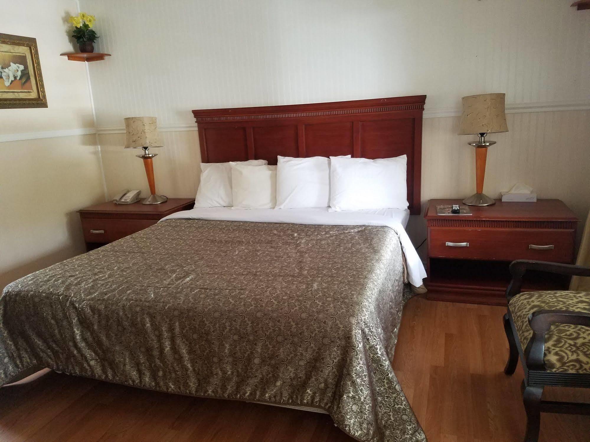 Econo Lodge Inn & Suites Heavenly Village Area Саут Лейк Тахо Екстериор снимка