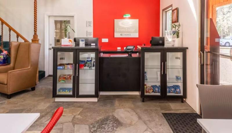 Econo Lodge Inn & Suites Heavenly Village Area Саут Лейк Тахо Екстериор снимка