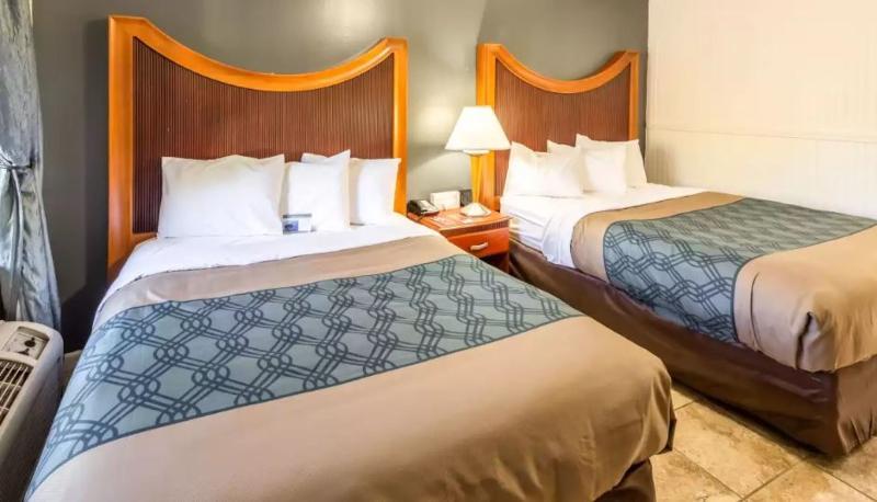 Econo Lodge Inn & Suites Heavenly Village Area Саут Лейк Тахо Екстериор снимка
